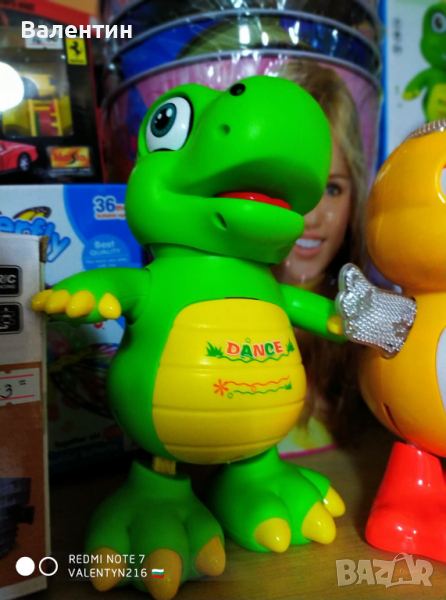 Динозавър с батерии в кутия, снимка 1