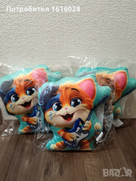 Меки възглавнички с герой от детското филмче 44 Котки, снимка 1