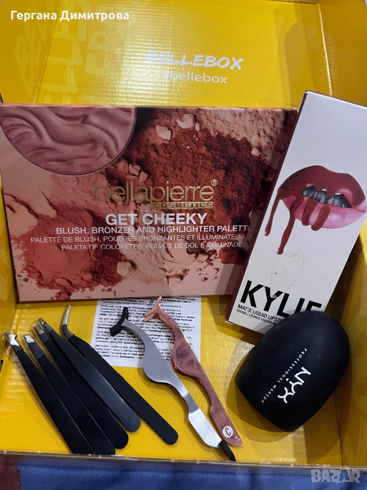 Лот с козметика + 3 подаръка изненада , снимка 1