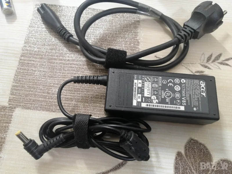 Оригинално зарядно за лаптоп ACER, снимка 1