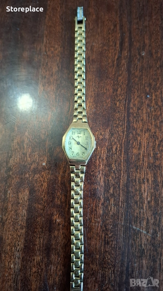 Ретро дамски часовник Луч (Luch)механичен, позлатен, снимка 1