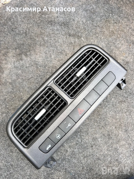 61092100. Бутон аварийни светлини средни духалки парно за Фиат Гранде пунто. 2006-2011г, снимка 1