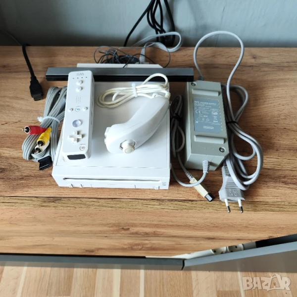 Хакната Конзола Nintendo Wii с 64gb пълен комплект , снимка 1