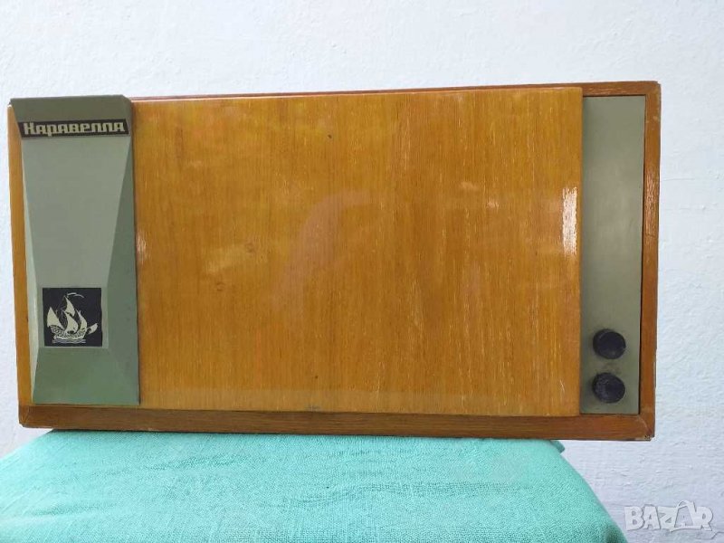 Грамофон КАРАВЕЛЛА, снимка 1