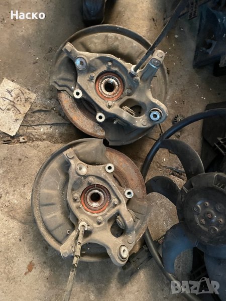 Задни шенкел / главина за Mercedes W212 W204 , снимка 1