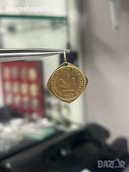 Златна висулка 8 карата, снимка 1