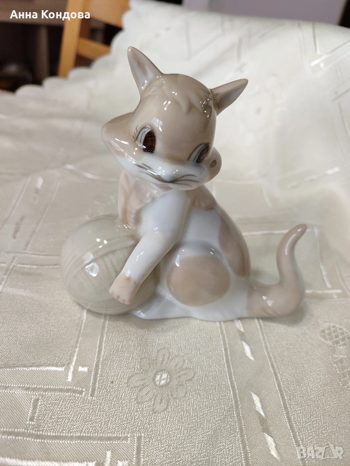Порцеланова фигура на котка, снимка 1