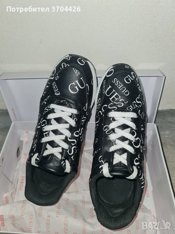 Обувки GUESS, снимка 1