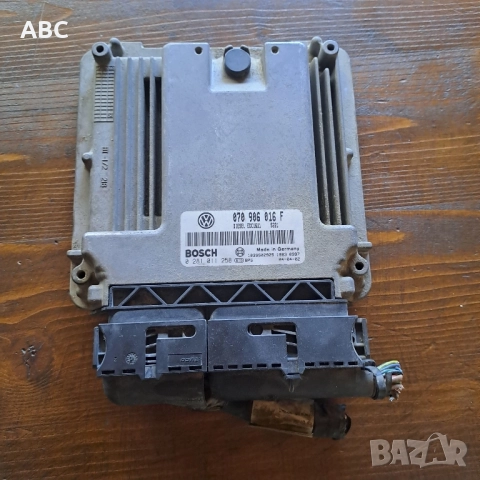 Компютър за Vw Touareg 2.5 tdi 