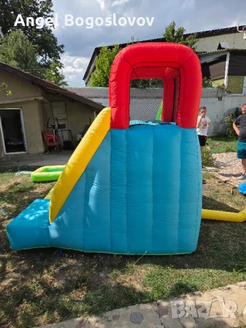 Надуваема водна детска пързалка 