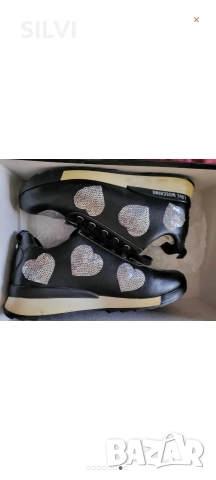 Обувки Moschino размер 37, снимка 3 - Дамски ежедневни обувки - 52728275