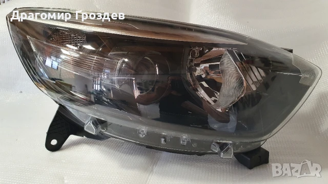 Оригинален, оборудван десен фар (черна версия) за Renault Captur I / Рено Каптюр (2013-2017)