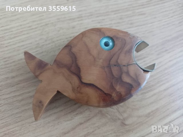 дървен сувенир Риба от Португалия