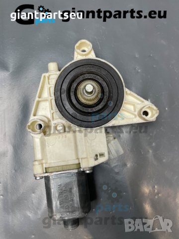 Мотор за стъклоповдигач Мерцедес Mercedes W204 , A2048200642, снимка 3 - Части - 40438641