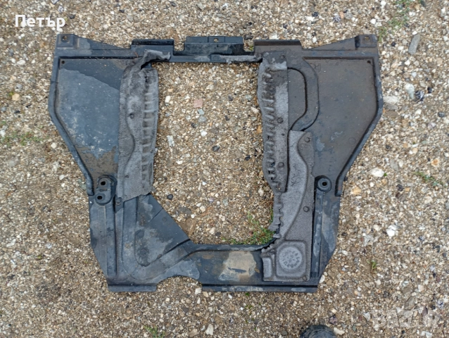 Кора под скоростна кутия Audi A6 C5 1997-2005г