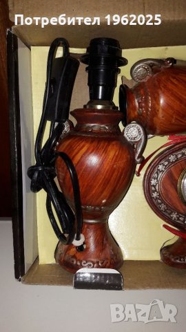 Колекция от 3 части Valentino- Ваза ,Кварцов часовник и Основа за лампа , снимка 5 - Колекции - 34674728