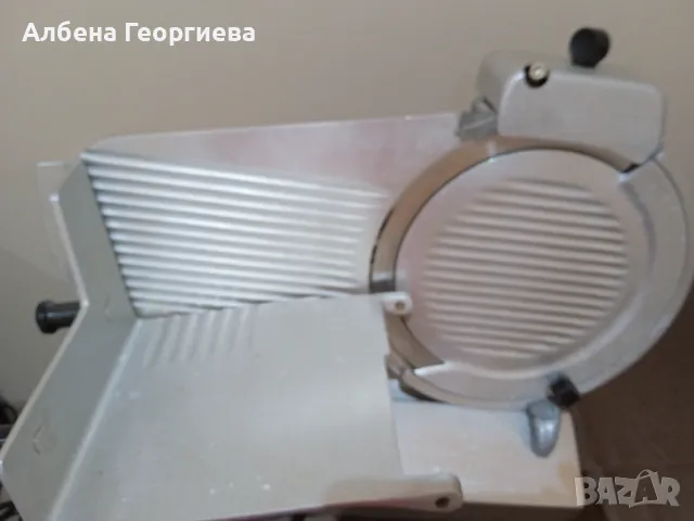 Професионална слайс машина OMAS 180W - 250 мм, снимка 2 - Кухненски роботи - 47373539