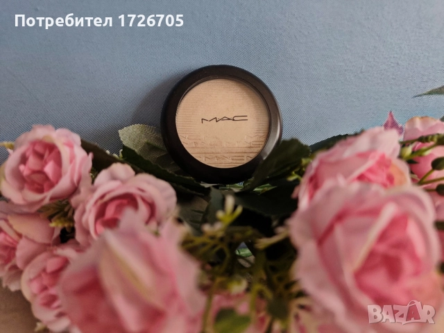 Хайлатър пудра MAC