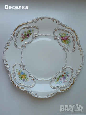 Порцеланово плато Hutschenreuther от 1970, за сервиране или торта.