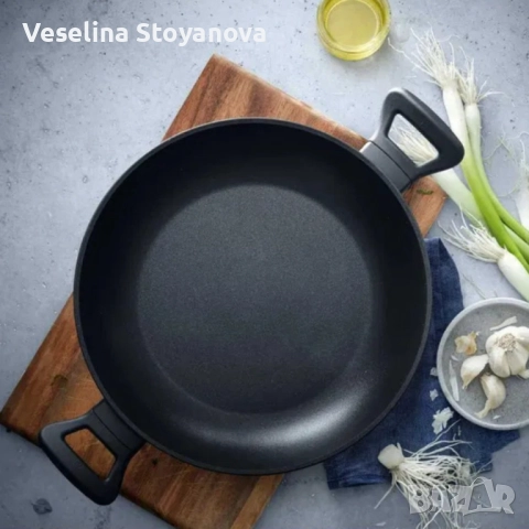 Тиган WMF ProfiSelect 28 см – незалепващ, издръжлив и създаден за перфектно готвене