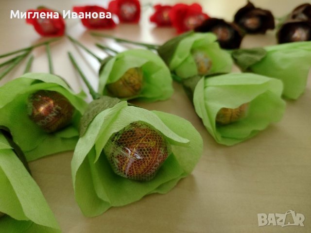 Букети от бонбони/цветя от хартия , снимка 14 - Декорация за дома - 36434272