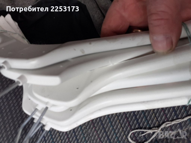 Закачалки бели 7броя лот.Колекционерски дървени закачалки., снимка 2 - Декорация за дома - 36420314