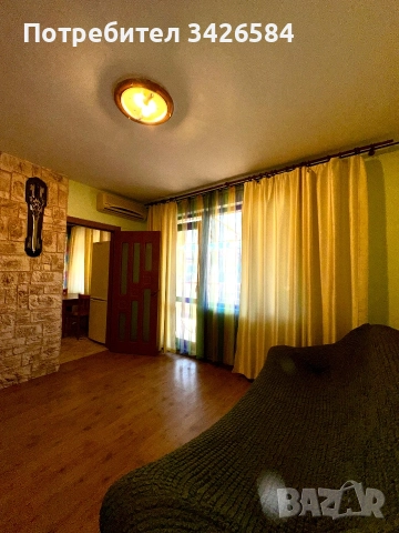 Тристаен апартамент в град Поморие, снимка 4 - Апартаменти - 52287131