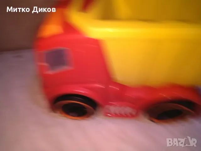 Детски самосвал нов 35х26см, снимка 7 - Коли, камиони, мотори, писти - 48299753