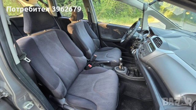 Honda jazz 1.4 i, снимка 16 - Автомобили и джипове - 53119077