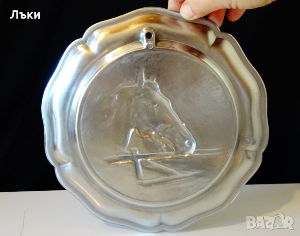 Кон пано,чиния от калай. , снимка 2 - Антикварни и старинни предмети - 26602201