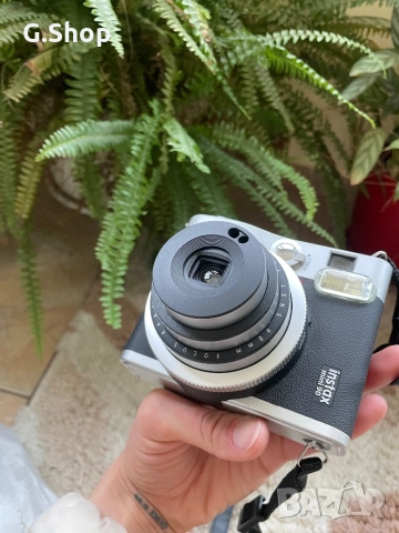 Fuji Instax mini 90 Neo Classic камера моментни снимки, снимка 7 - Камери - 53233745