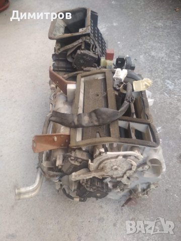 Тойота Авенсис Версо , снимка 5 - Части - 37870553