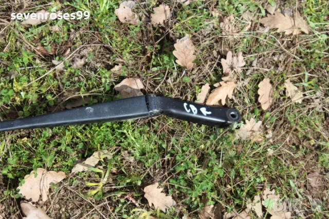 Рамо предна дясна чистачка Ситроен Берлинго 1 1998 1.9d Citroen Berlingo 1, снимка 2 - Части - 49532242