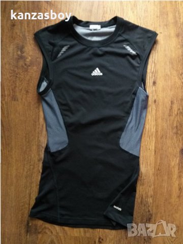 adidas techfit - страхотно мъжко трико КАТО НОВ, снимка 2 - Спортни дрехи, екипи - 32855749