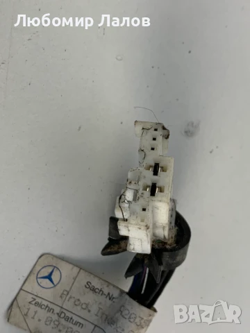 Предно дясно моторче стъклоповдигащ механизъм Mercedes-Benz W203 A2208204542, снимка 3 - Части - 50824285