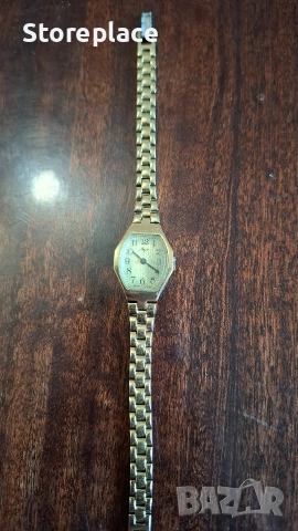 Ретро дамски часовник Луч (Luch)механичен, позлатен