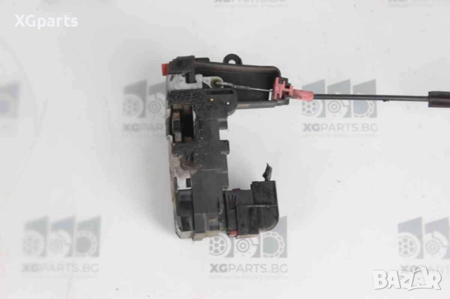 Брава врата задна дясна за Opel Astra H (2004-2007), снимка 2 - Части - 52964711