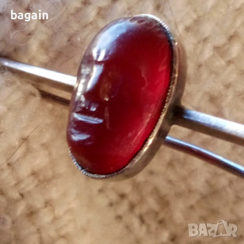 Мусолини, камея, карнеол, сребро. Брошка.