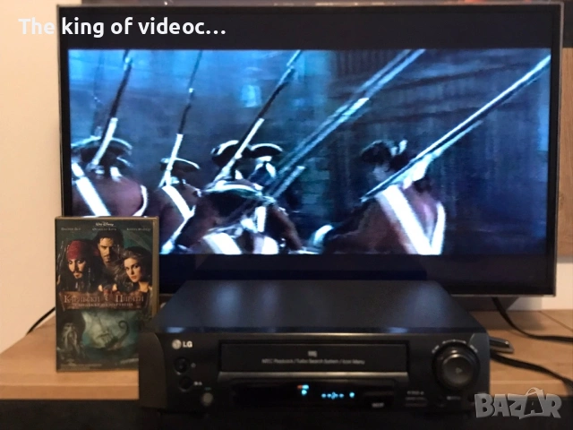 Видеокасета “Карибски Пирати 2 - Сандъкът на мъртвеца VHS 2006 г., снимка 10 - Други жанрове - 53599146