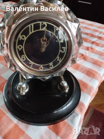 Настолни часовници Маяк кристал