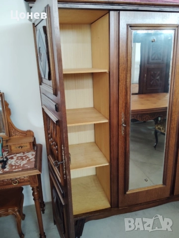 Трикрилен гардероб стил баски, снимка 2 - Гардероби - 52152781