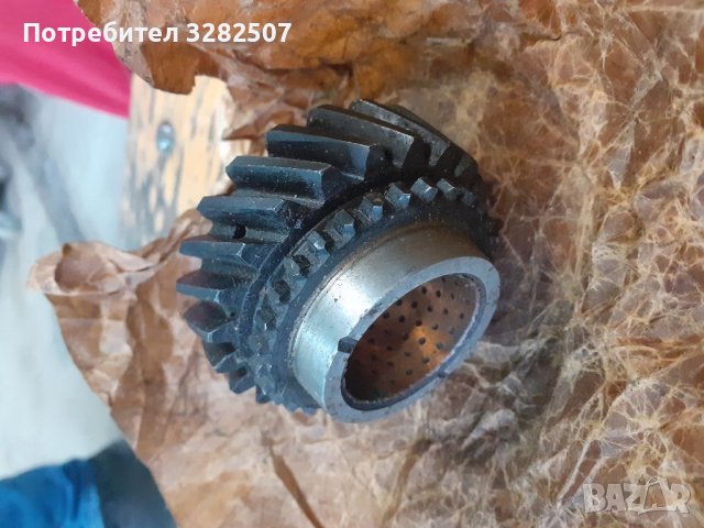 Трета скорост УАЗ , снимка 2 - Части - 36909212