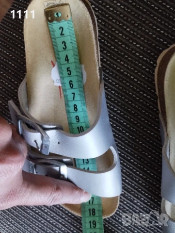 Нови чехли Superfit., снимка 2 - Детски сандали и чехли - 50909509