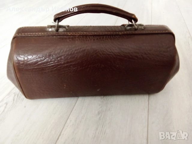 Стара лекарска,докторска чанта, снимка 3 - Други ценни предмети - 53219599