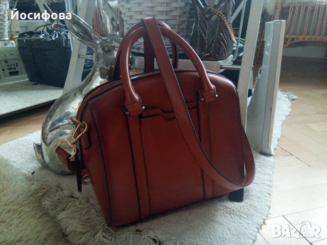 елегантна дамска чанта от еко кожа, снимка 1 - Чанти - 35638666