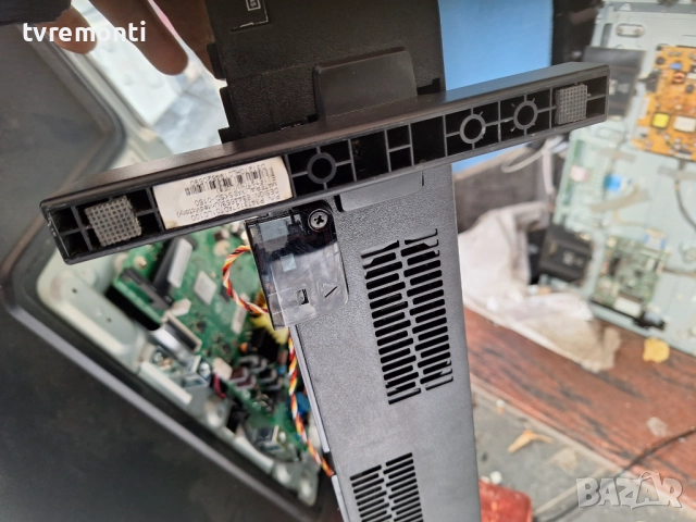 оригинална стойка крачета телевизор PHILIPS Модел 32PHS4203/12, снимка 3 - Стойки, 3D очила, аксесоари - 51905499