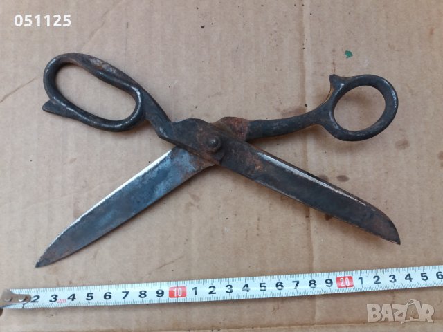 възрожденска кована ножица, снимка 12 - Антикварни и старинни предмети - 33105055