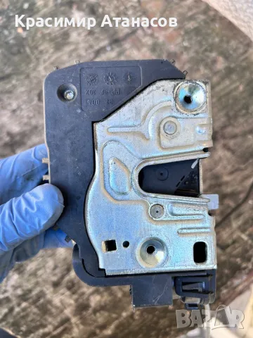 Брава врата предна дясна за Мерцедес Е-класа W211.2002-2007г, снимка 3 - Части - 47891715