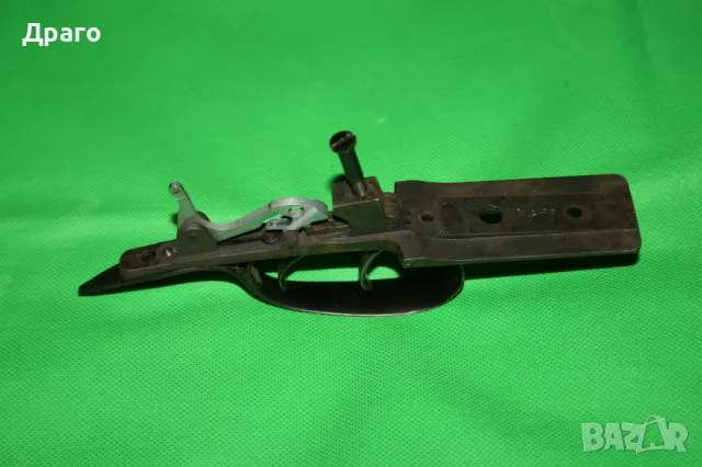 Спусъци,планка и спускова скоба за ловна пушка ИЖ-26Е, снимка 3 - Ловно оръжие - 48172110