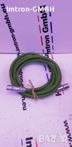 Кабел с  кръгли Push Pull съединители - 2,5м.  / Гнездо (женско)